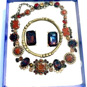 Sorrelli Gold and Deep Red Necklace Bracelet Set Free Earrings Clips